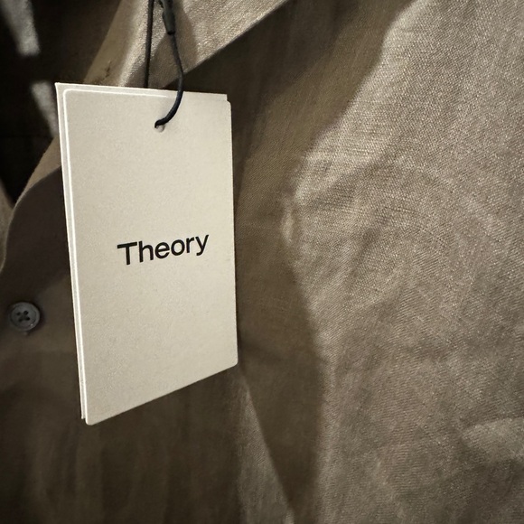 Theory short sleeve Button up shirt - Picture 2 of 4